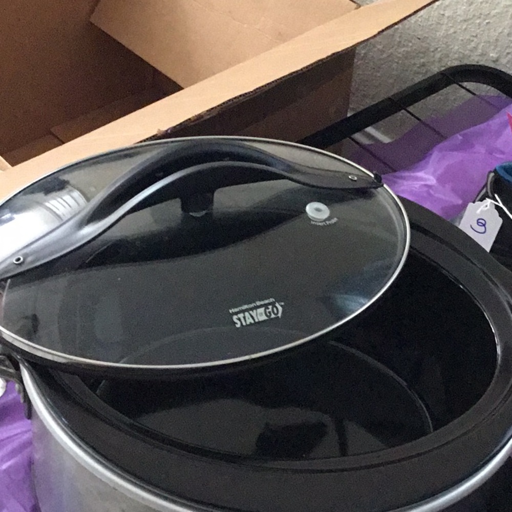Crockpot - Picture 2 of 3